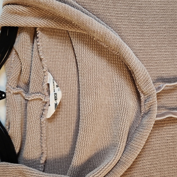 Spring + Mercer Women's Sweater Size Medium Blush - Picture 4 of 10